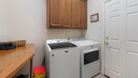 296 Trail Of The Flowers