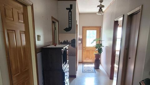 15772 East 1000th Avenue