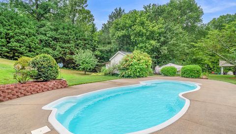 209 Southfork Ln