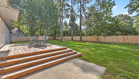 445 Madeline Dr