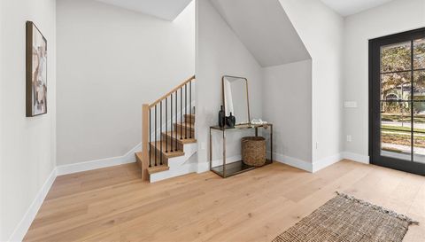 1326 W NEW HAMPSHIRE STREET