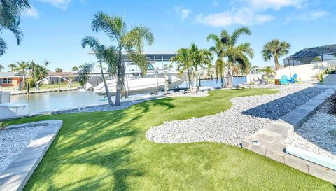 1015 SPINDLE PALM WAY