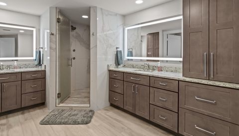 6061 Silver King Blvd