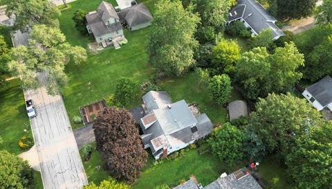 44 Colony Dr