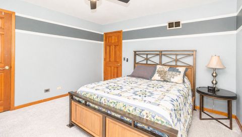 1368 Hunter Circle