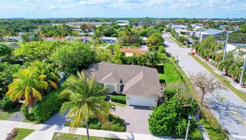 376 Forest Hill Boulevard