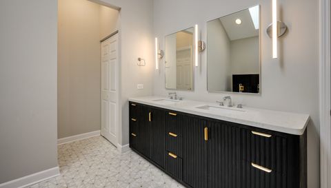 1303 W Schubert Avenue