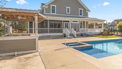 217 Chapel Ridge Cir