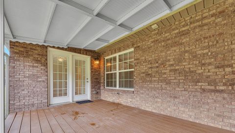 2732 Waters Place Dr