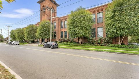 25 Grand St 111