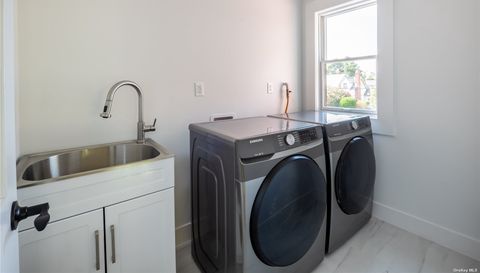 35 East Dr