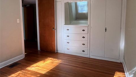 12 S UNIVERSITY CIRCLE