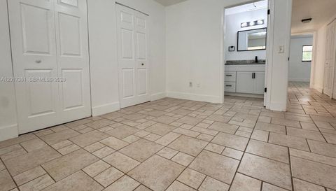725 NorthLake Blvd