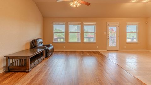 6906 Cedar Breeze
