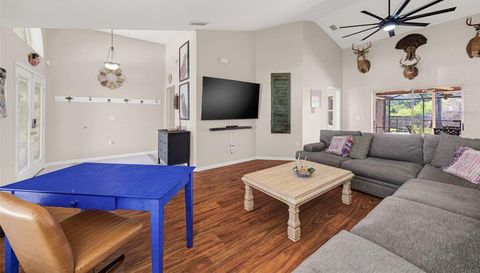 3006 SPRAWLING OAKS PLACE
