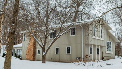 8125 Spring Valley Road