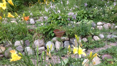 5833 Creek Valley Rd