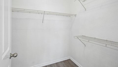 4333 Bayside Village Dr Apt 322