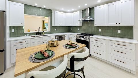 3045 Gentle Breezes Court