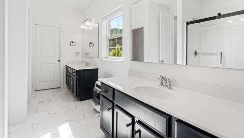 394 Kellwood Dr