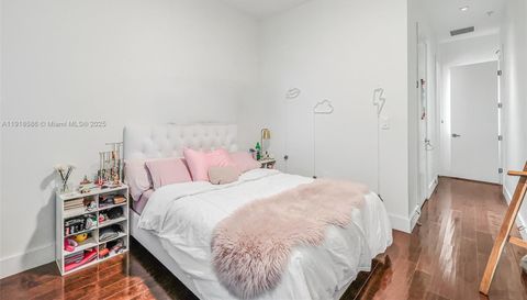 641 Santander Ave
