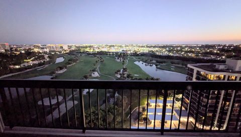 2425 Presidential Way APT 1905