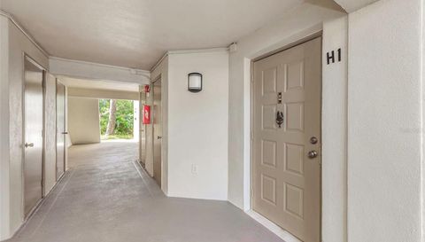 3166 LAKE PINE WAY S