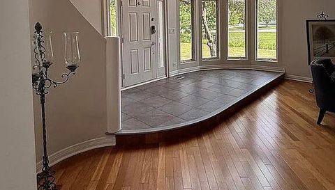 6N274 W Ridgewood Ln