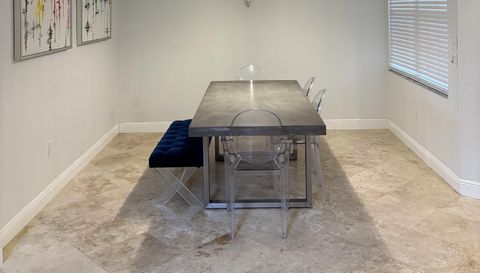 7942 Parsons Pine Dr