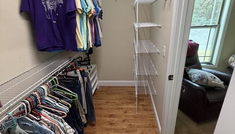 104 Bottom Dr