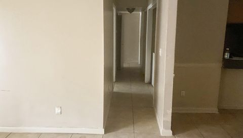 5918 Sutcliff Square