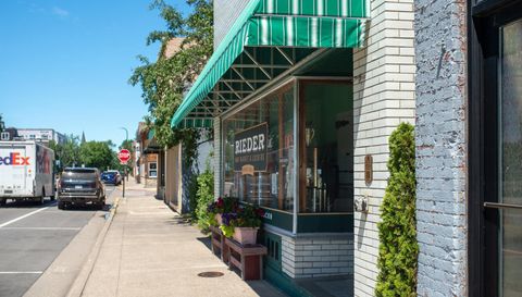 263 Rolling Hills Lane