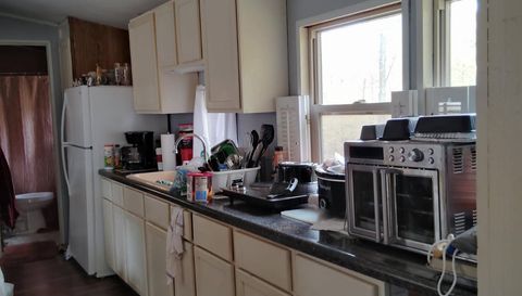 1423 N Lawrence Hollow Dr