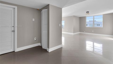 300 Bayview Dr