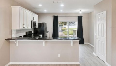 1030 BENDING OAK TRAIL