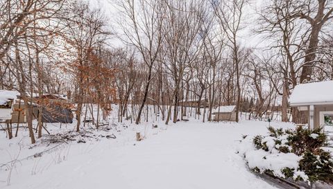 8125 Spring Valley Road