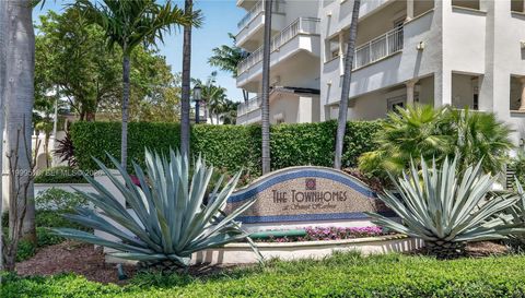 1413 Sunset Harbour Dr