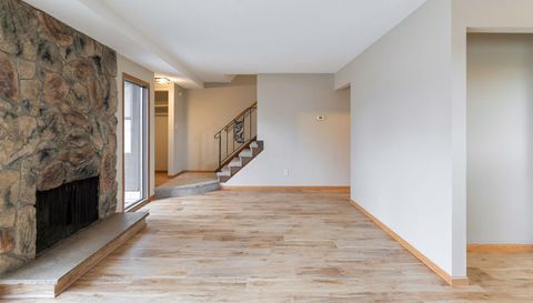 1318 Landmark Trail N