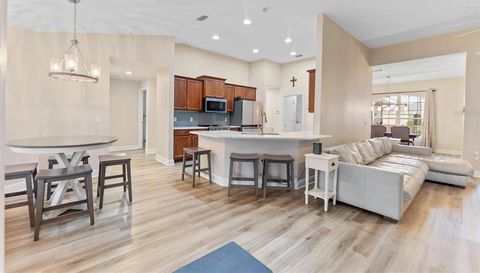 3225 NW 2ND PLACE