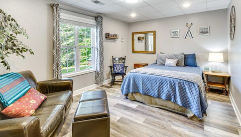 1912 Bearmeat Village