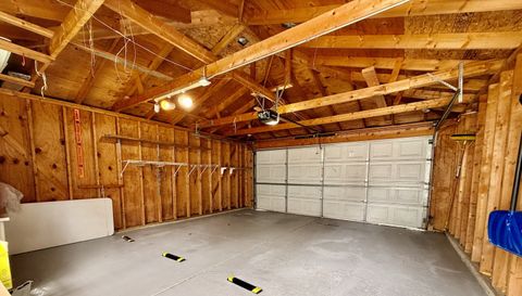 5044 W 31st Place