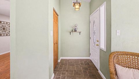 6611 Crooked Creek