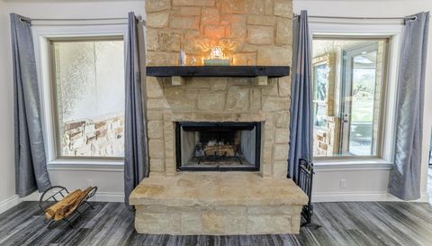 2127 Oakwood Holw