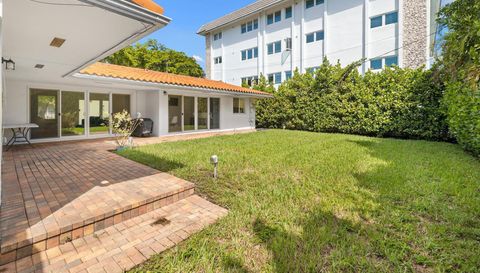 811 Capri St