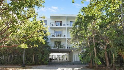 201 Jefferson Ave