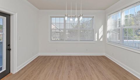 217 Chapel Ridge Cir