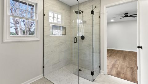 1148 Independence Dr