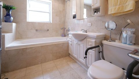 3256 N Elston Avenue