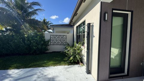 8606 Tower Bridge Ct