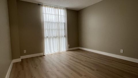 20500 W Country Club Dr APT 308 Aventura